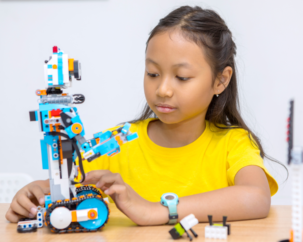 kids hive5 camp indoor STEAM